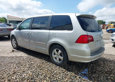 2010 Volkswagen Routan Se из США, поврежденный, VIN 2V4RW3D17AR294889